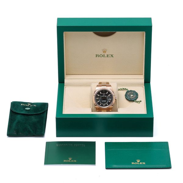 Rolex Sky-Dweller 326935